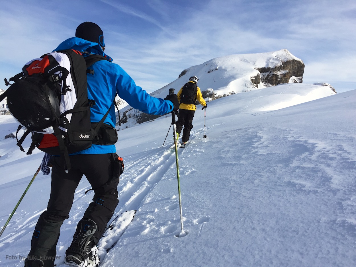 Vermietung von Tourenskis, Splitboards und Equipment