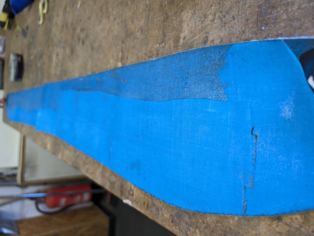 Blog / News 8 Recoating climbing skins