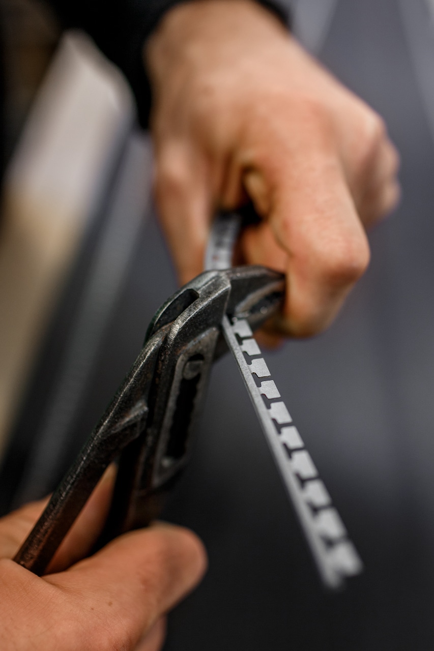 Handcrafted Bending edges