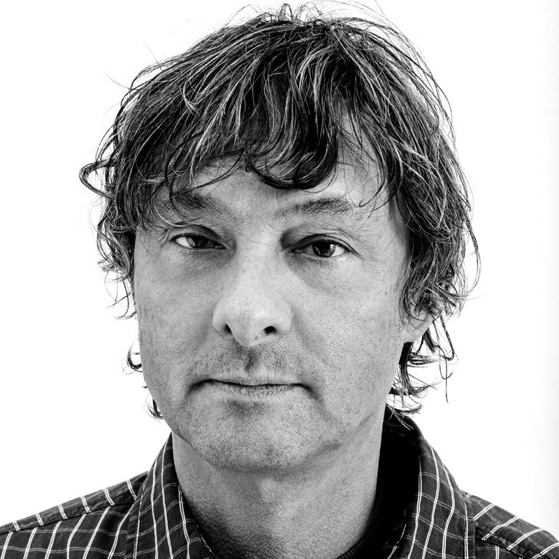 The picture shows José Fernandes today. The snowboard pioneer par excellence.